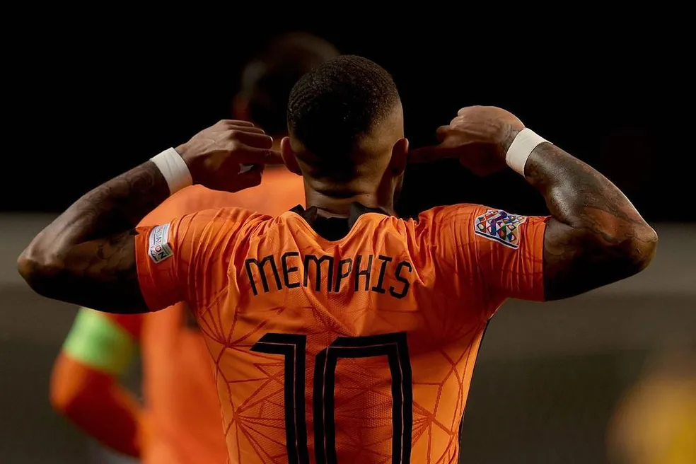 memphis-depay-Oranje